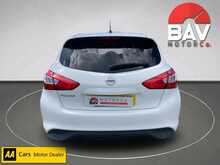 Nissan 1.2 DIG-T N-Connecta Hatchback 5dr Petrol XTRON Euro 6 (s/s) (115 ps)