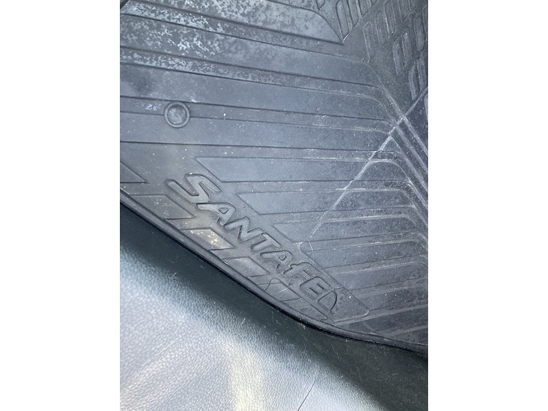 Hyundai 2.2 CRDi Blue Drive Premium SUV 5dr Diesel Auto 4WD Euro 6 (s/s) (7 Seat) (200 ps)