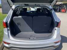 Hyundai 2.2 CRDi Blue Drive Premium SUV 5dr Diesel Auto 4WD Euro 6 (s/s) (7 Seat) (200 ps)