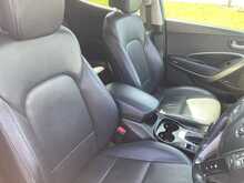 Hyundai 2.2 CRDi Blue Drive Premium SUV 5dr Diesel Auto 4WD Euro 6 (s/s) (7 Seat) (200 ps)