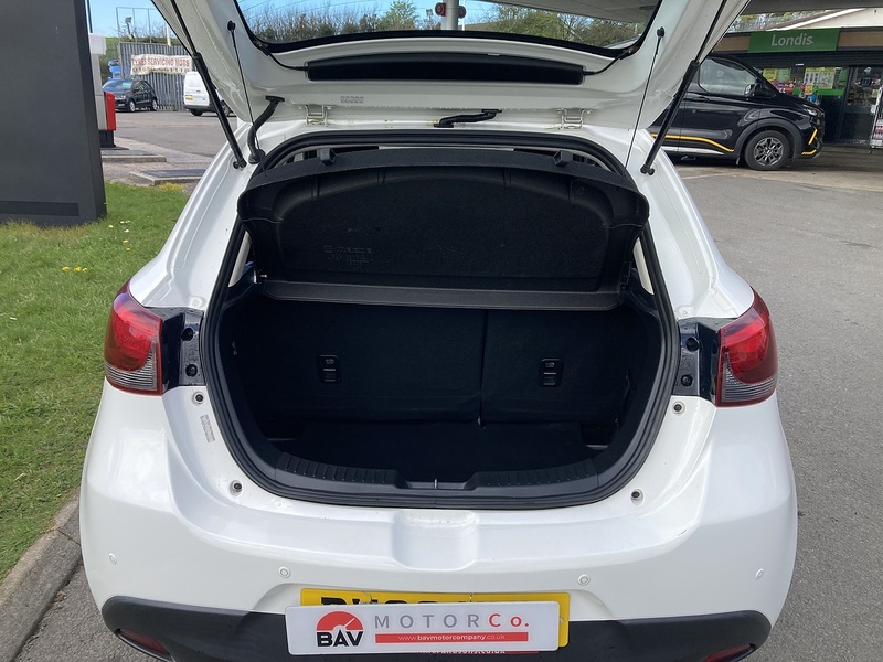 Mazda 1.5 SKYACTIV-G SE-L+ Hatchback 5dr Petrol Manual Euro 6 (s/s) (75 ps)