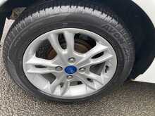 Ford 1.0T EcoBoost Zetec Hatchback 5dr Petrol Manual Euro 6 (s/s) (100 ps)