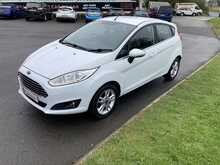 Ford 1.0T EcoBoost Zetec Hatchback 5dr Petrol Manual Euro 6 (s/s) (100 ps)