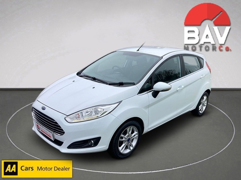 Ford 1.0T EcoBoost Zetec Hatchback 5dr Petrol Manual Euro 6 (s/s) (100 ps)