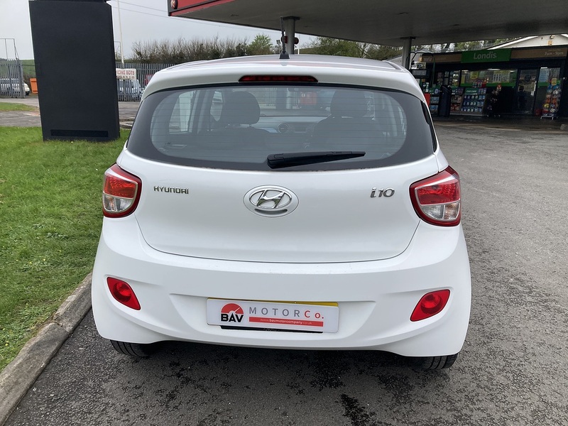 Hyundai 1.0 SE Hatchback 5dr Petrol Manual Euro 6 (66 ps)