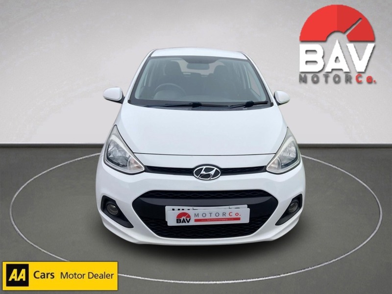 Hyundai 1.0 SE Hatchback 5dr Petrol Manual Euro 6 (66 ps)