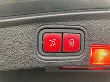 Mercedes-Benz 2.0 C200 AMG Line (Premium Plus) Coupe 2dr Petrol G-Tronic+ Euro 6 (s/s) (184 ps)