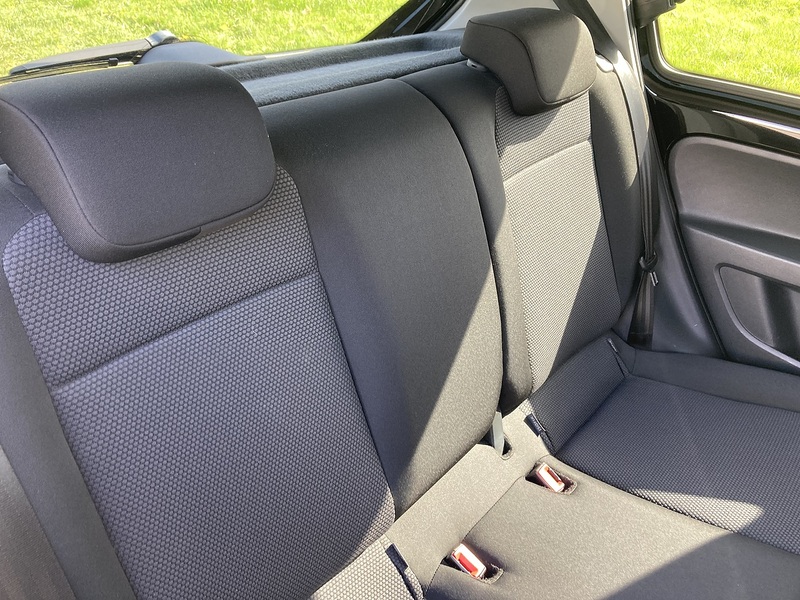 Skoda 1.0 MPI Colour Edition Hatchback 5dr Petrol Manual Euro 6 (60 ps)