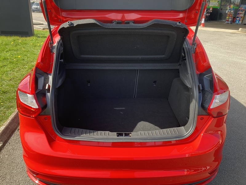 Ford 2.0T EcoBoost ST Hatchback 5dr Petrol Manual Euro 5 (s/s) (250 ps)