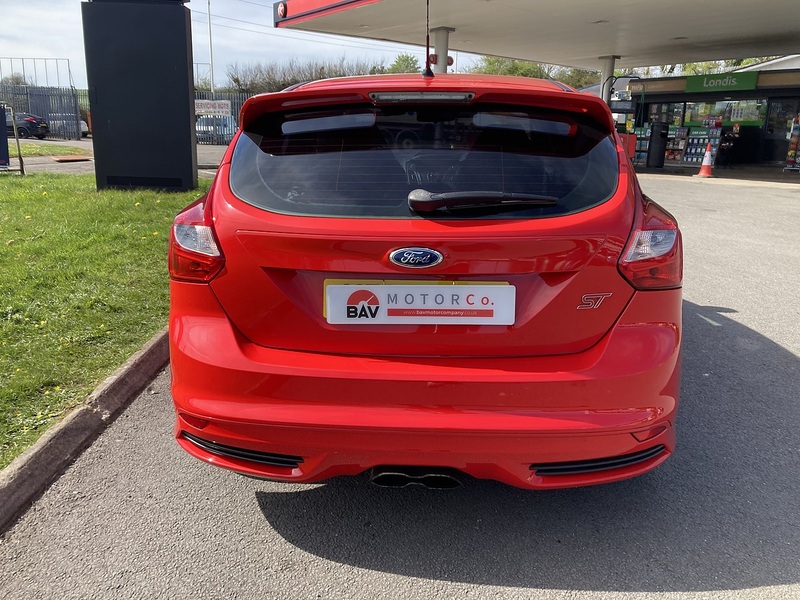 Ford 2.0T EcoBoost ST Hatchback 5dr Petrol Manual Euro 5 (s/s) (250 ps)