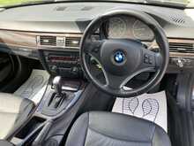 BMW 2.0 320d Exclusive Edition Touring 5dr Diesel Steptronic Euro 5 (184 ps)