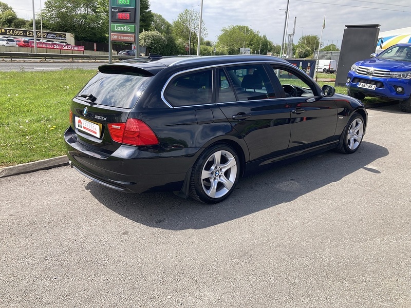 BMW 2.0 320d Exclusive Edition Touring 5dr Diesel Steptronic Euro 5 (184 ps)