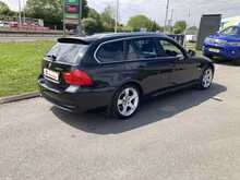BMW 2.0 320d Exclusive Edition Touring 5dr Diesel Steptronic Euro 5 (184 ps)