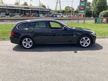 BMW 2.0 320d Exclusive Edition Touring 5dr Diesel Steptronic Euro 5 (184 ps)