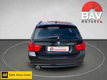 BMW 2.0 320d Exclusive Edition Touring 5dr Diesel Steptronic Euro 5 (184 ps)