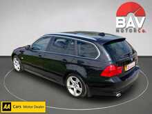 BMW 2.0 320d Exclusive Edition Touring 5dr Diesel Steptronic Euro 5 (184 ps)