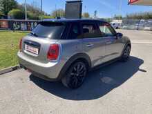 MINI 1.5 Cooper Hatchback 5dr Petrol Manual Euro 6 (s/s) (136 ps)