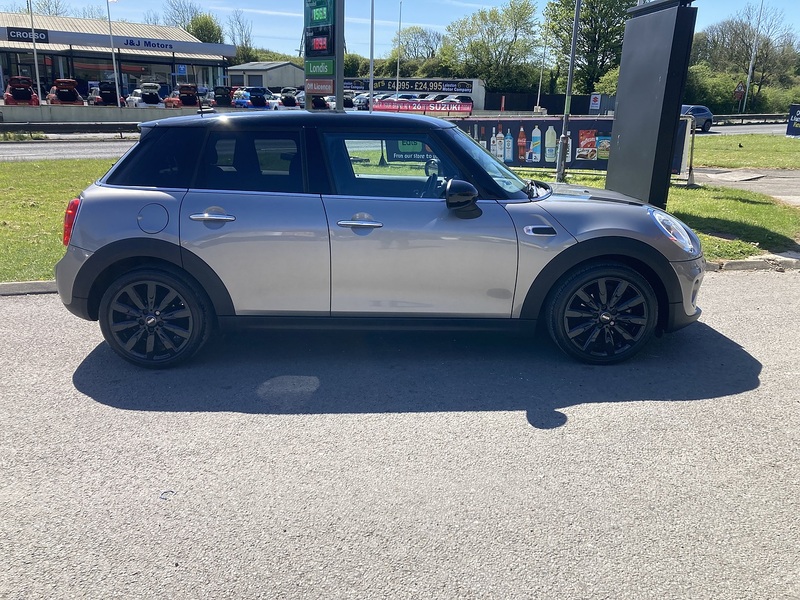 MINI 1.5 Cooper Hatchback 5dr Petrol Manual Euro 6 (s/s) (136 ps)