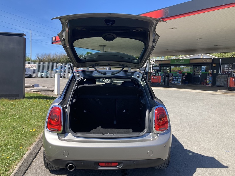 MINI 1.5 Cooper Hatchback 5dr Petrol Manual Euro 6 (s/s) (136 ps)