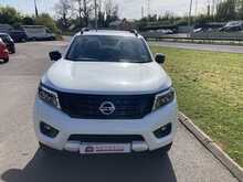 Nissan 2.3 dCi N-Guard Pickup Double Cab 4dr Diesel Manual 4WD Euro 6 (s/s) (190 ps)