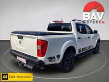 Nissan 2.3 dCi N-Guard Pickup Double Cab 4dr Diesel Manual 4WD Euro 6 (s/s) (190 ps)