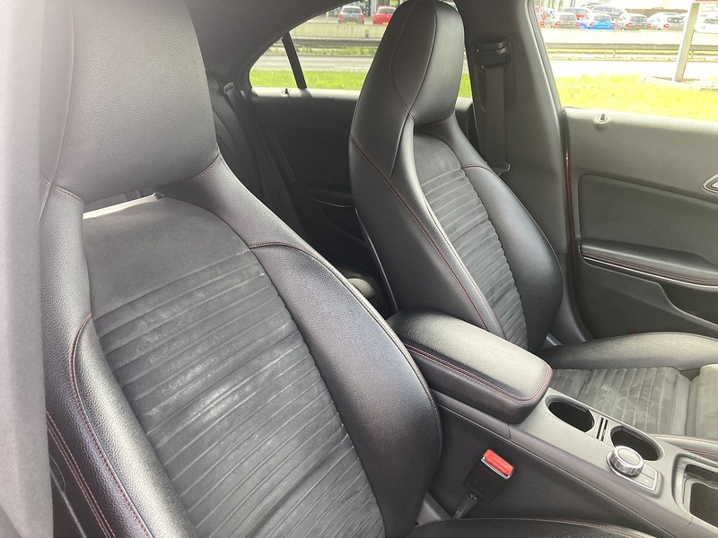 Mercedes-Benz 2.1 CLA220d AMG Line Coupe 4dr Diesel 7G-DCT 4MATIC Euro 6 (s/s) (177 ps)