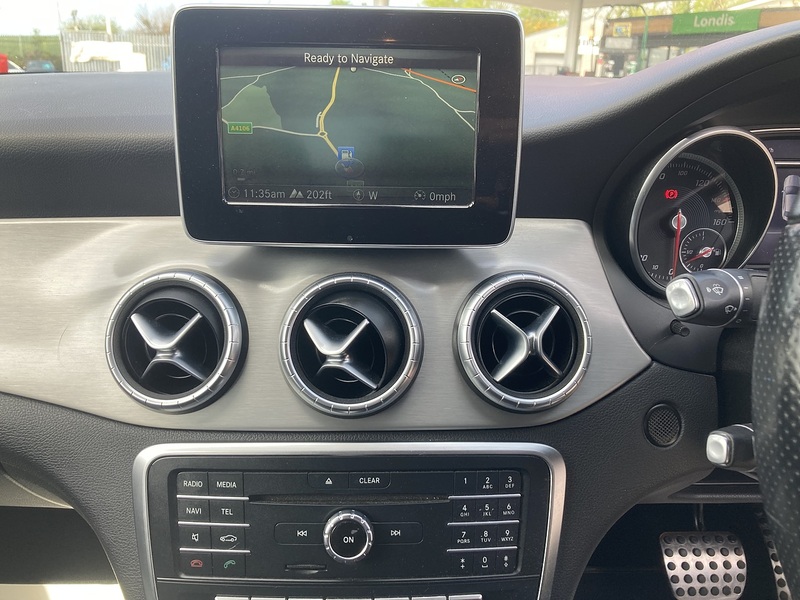 Mercedes-Benz 2.1 CLA220d AMG Line Coupe 4dr Diesel 7G-DCT 4MATIC Euro 6 (s/s) (177 ps)