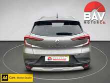 Renault 1.0 TCe Iconic SUV 5dr Petrol Manual Euro 6 (s/s) (100 ps)