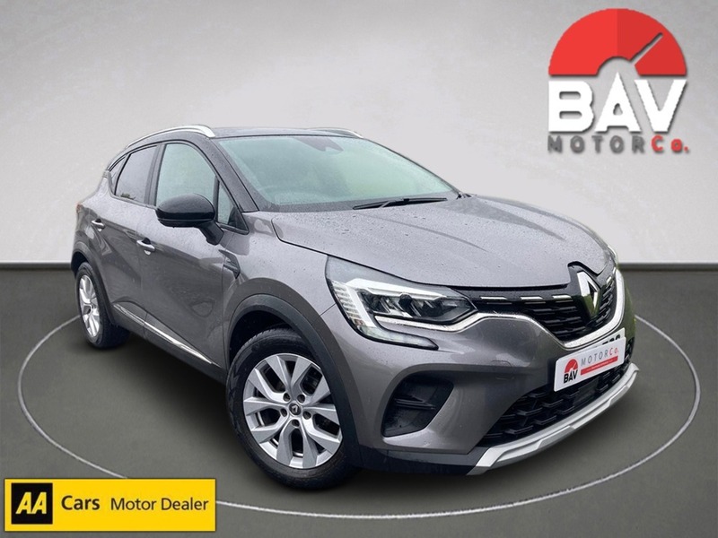 Renault 1.0 TCe Iconic SUV 5dr Petrol Manual Euro 6 (s/s) (100 ps)
