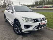 Volkswagen 3.0 TDI V6 BlueMotion Tech R-Line SUV 5dr Diesel Tiptronic 4WD Euro 6 (s/s) (204 ps)