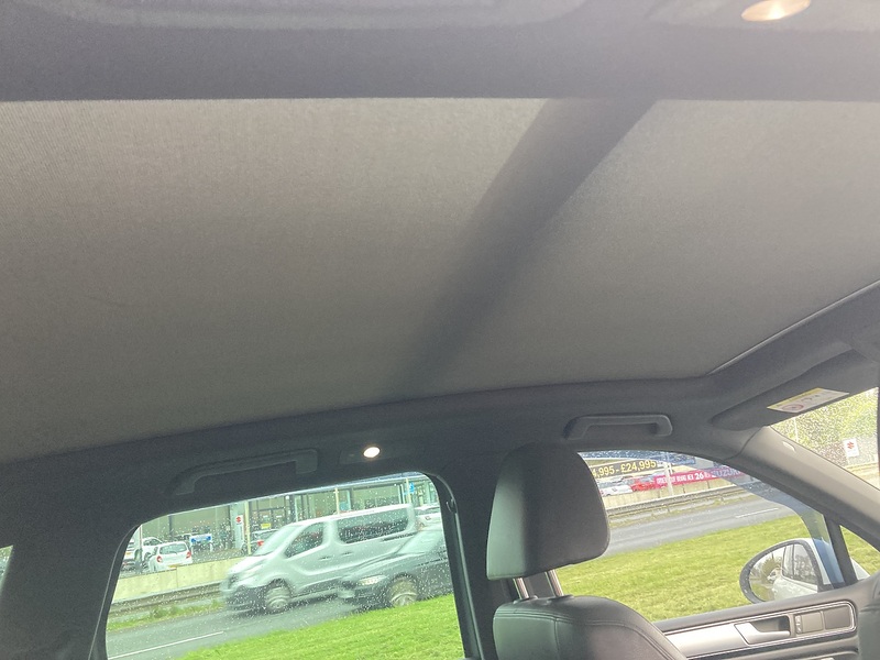 Volkswagen 3.0 TDI V6 BlueMotion Tech R-Line SUV 5dr Diesel Tiptronic 4WD Euro 6 (s/s) (204 ps)