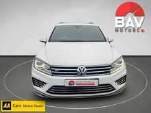 Volkswagen 3.0 TDI V6 BlueMotion Tech R-Line SUV 5dr Diesel Tiptronic 4WD Euro 6 (s/s) (204 ps)