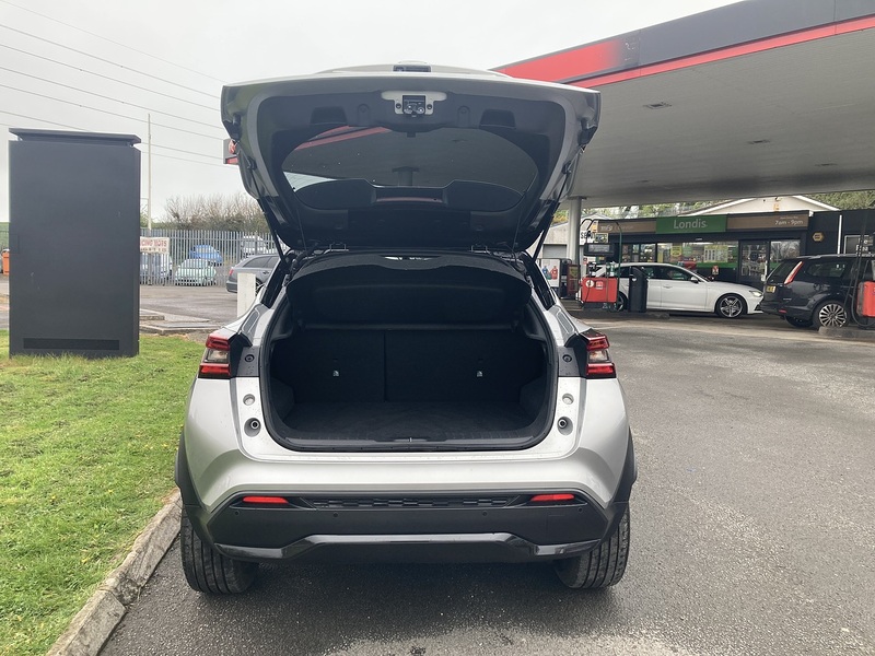 Nissan 1.0 DIG-T Tekna+ SUV 5dr Petrol DCT Auto Euro 6 (s/s) (114 ps)