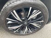 Nissan 1.0 DIG-T Tekna+ SUV 5dr Petrol DCT Auto Euro 6 (s/s) (114 ps)
