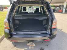 Land Rover 2.2 TD4 Black and White SUV 5dr Diesel Manual 4WD Euro 5 (s/s) (150 ps)