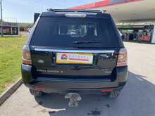 Land Rover 2.2 TD4 Black and White SUV 5dr Diesel Manual 4WD Euro 5 (s/s) (150 ps)