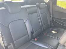 Hyundai 2.2 CRDi Blue Drive Premium SUV 5dr Diesel Manual 4WD Euro 6 (s/s) (200 ps)