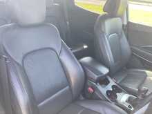 Hyundai 2.2 CRDi Blue Drive Premium SUV 5dr Diesel Manual 4WD Euro 6 (s/s) (200 ps)