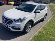 Hyundai 2.2 CRDi Blue Drive Premium SUV 5dr Diesel Manual 4WD Euro 6 (s/s) (200 ps)