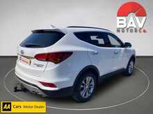 Hyundai 2.2 CRDi Blue Drive Premium SUV 5dr Diesel Manual 4WD Euro 6 (s/s) (200 ps)