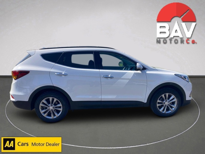 Hyundai 2.2 CRDi Blue Drive Premium SUV 5dr Diesel Manual 4WD Euro 6 (s/s) (200 ps)