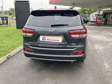 Kia 2.2 CRDi KX-3 SUV 5dr Diesel Auto AWD Euro 6 (197 bhp)
