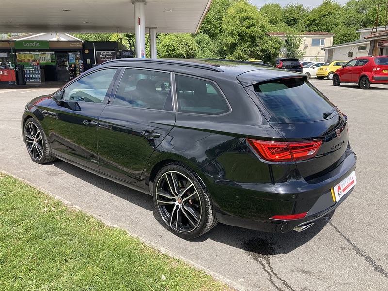 SEAT 2.0 TSI Cupra 300 ST 5dr Petrol DSG 7 Spd 4Drive Euro 6 (s/s) (300 ps)