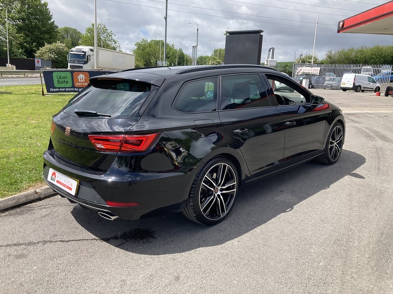 SEAT 2.0 TSI Cupra 300 ST 5dr Petrol DSG 7 Spd 4Drive Euro 6 (s/s) (300 ps)