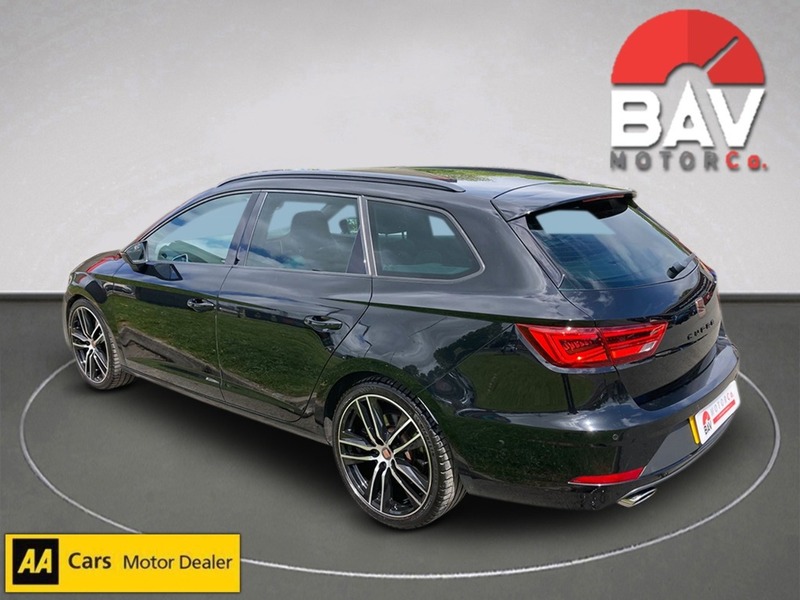 SEAT 2.0 TSI Cupra 300 ST 5dr Petrol DSG 7 Spd 4Drive Euro 6 (s/s) (300 ps)