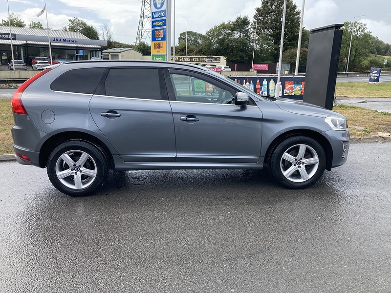 Volvo 2.0 D4 R-Design Nav SUV 5dr Diesel Manual Euro 6 (s/s) (190 ps)