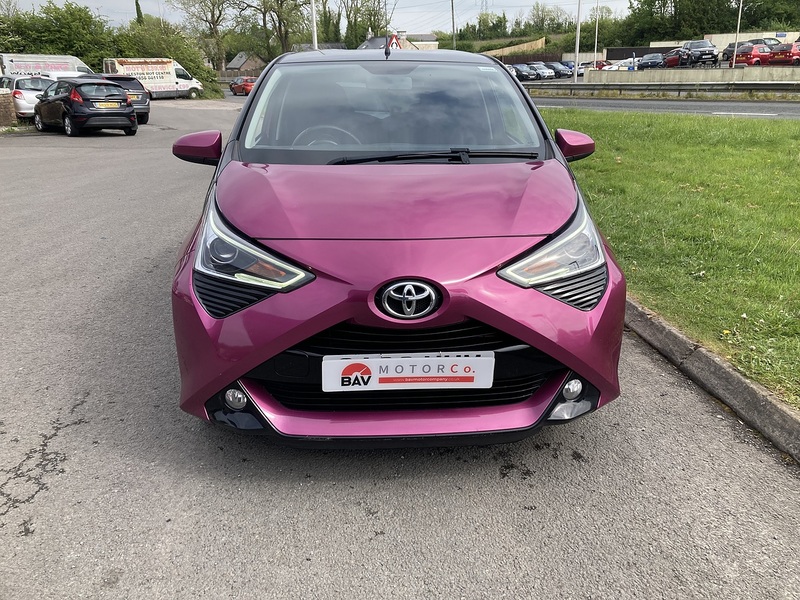 Toyota 1.0 VVT-i x-cite Hatchback 5dr Petrol Manual Euro 6 (71 ps)