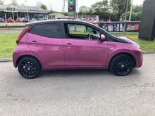 Toyota 1.0 VVT-i x-cite Hatchback 5dr Petrol Manual Euro 6 (71 ps)