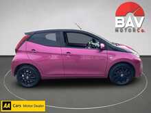 Toyota 1.0 VVT-i x-cite Hatchback 5dr Petrol Manual Euro 6 (71 ps)