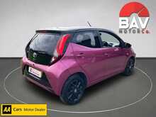 Toyota 1.0 VVT-i x-cite Hatchback 5dr Petrol Manual Euro 6 (71 ps)